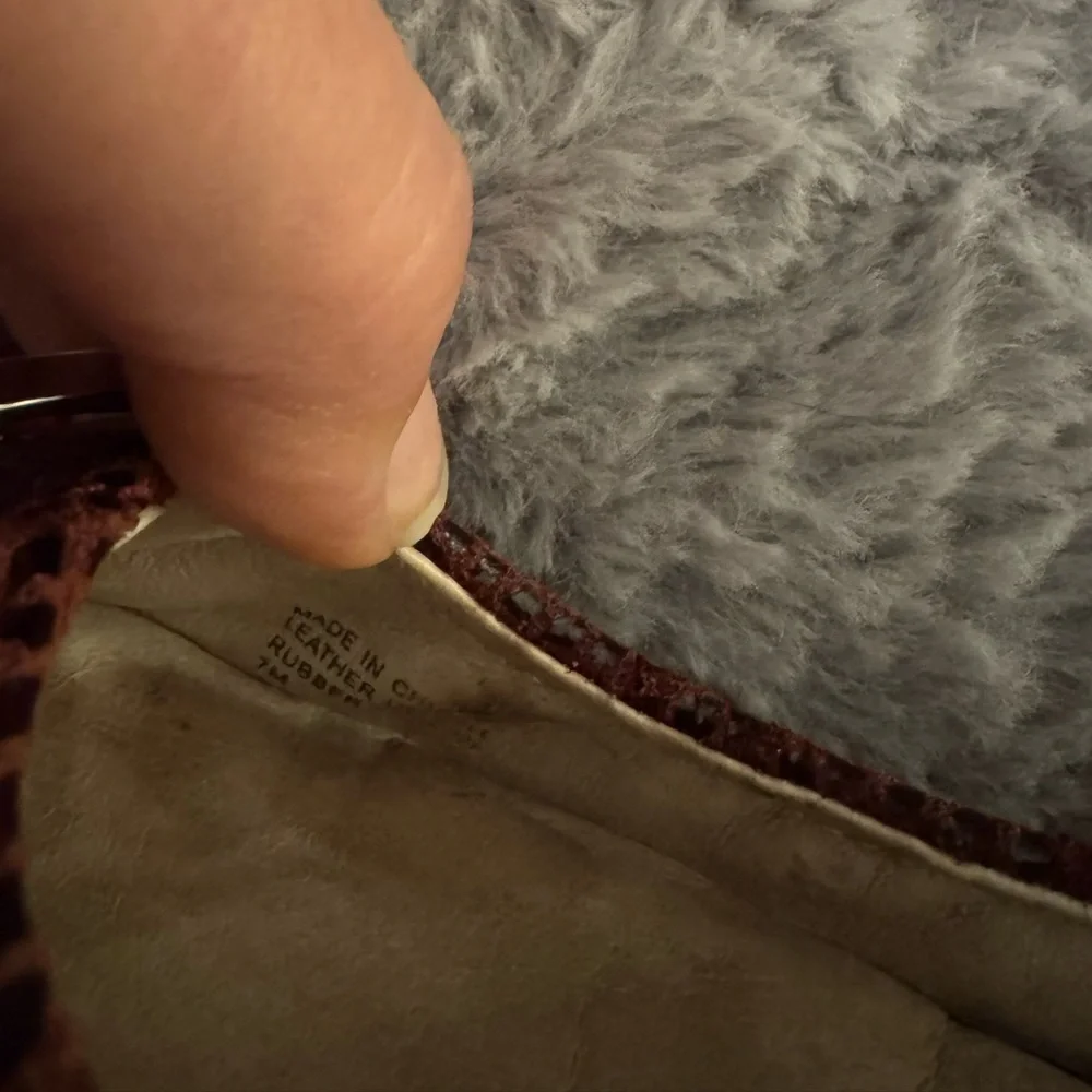 MICHAEL KORS Women's Fulton Burgundy Snakeskin Flats Size 7